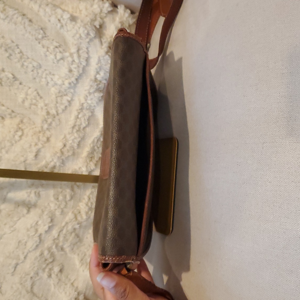 CELINE Brown Crossbody Bag - Picture 6 of 15